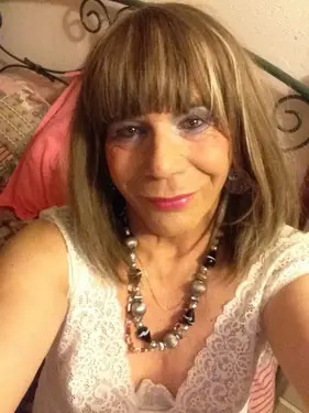 Evelyne - annonce trans à Nîmes