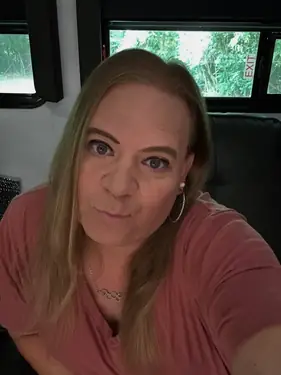 Ambre, femme trans à Hornaing - photo de profil